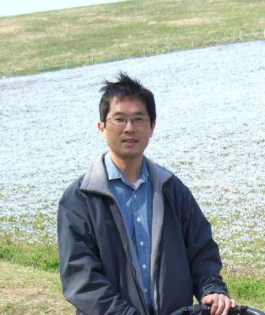 Prof. Eiji KUROZUMI